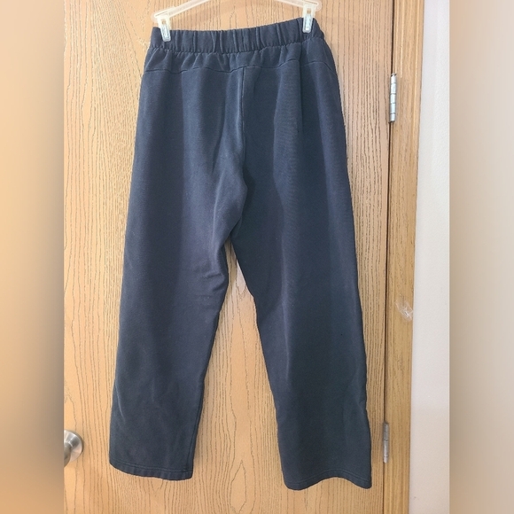 Puma Bootcut Embroidered Logo Sweatpants - Picture 2 of 4